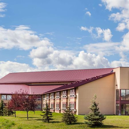 Super 8 By Wyndham Sherwood Park/Edmonton Area Dış mekan fotoğraf