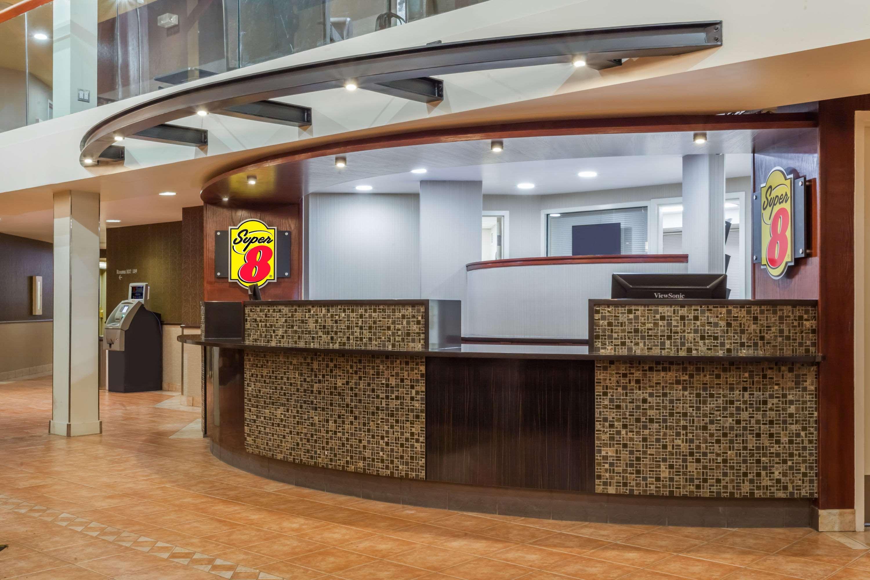 Super 8 By Wyndham Sherwood Park/Edmonton Area Dış mekan fotoğraf